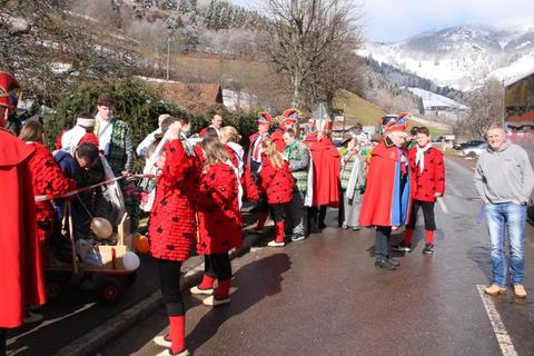 Bild 7 von 15: Umzug Neuenweg 2018