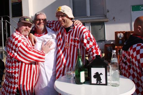 Bild 12 von 15: Hemdklunker mit Rathaussturm 2019