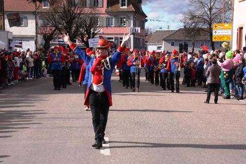 Bild 9 von 15: Rosenmontagsumzug 2020
