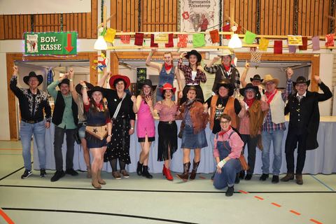 Bild 2 von 15: Narrenratsball 2026